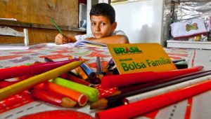 Valor extra de 150 por criança do Auxílio Brasil