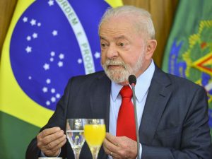 Lula fala sobre o Imposto de renda em 2023